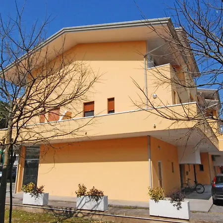 Simma-16 By Interhome Apartman *